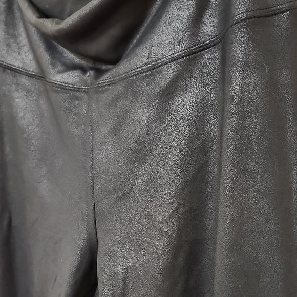 Simply Vera Vera Wang Black Leggings - Picture 3 of 6